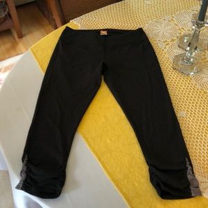 Lucy crop leggings